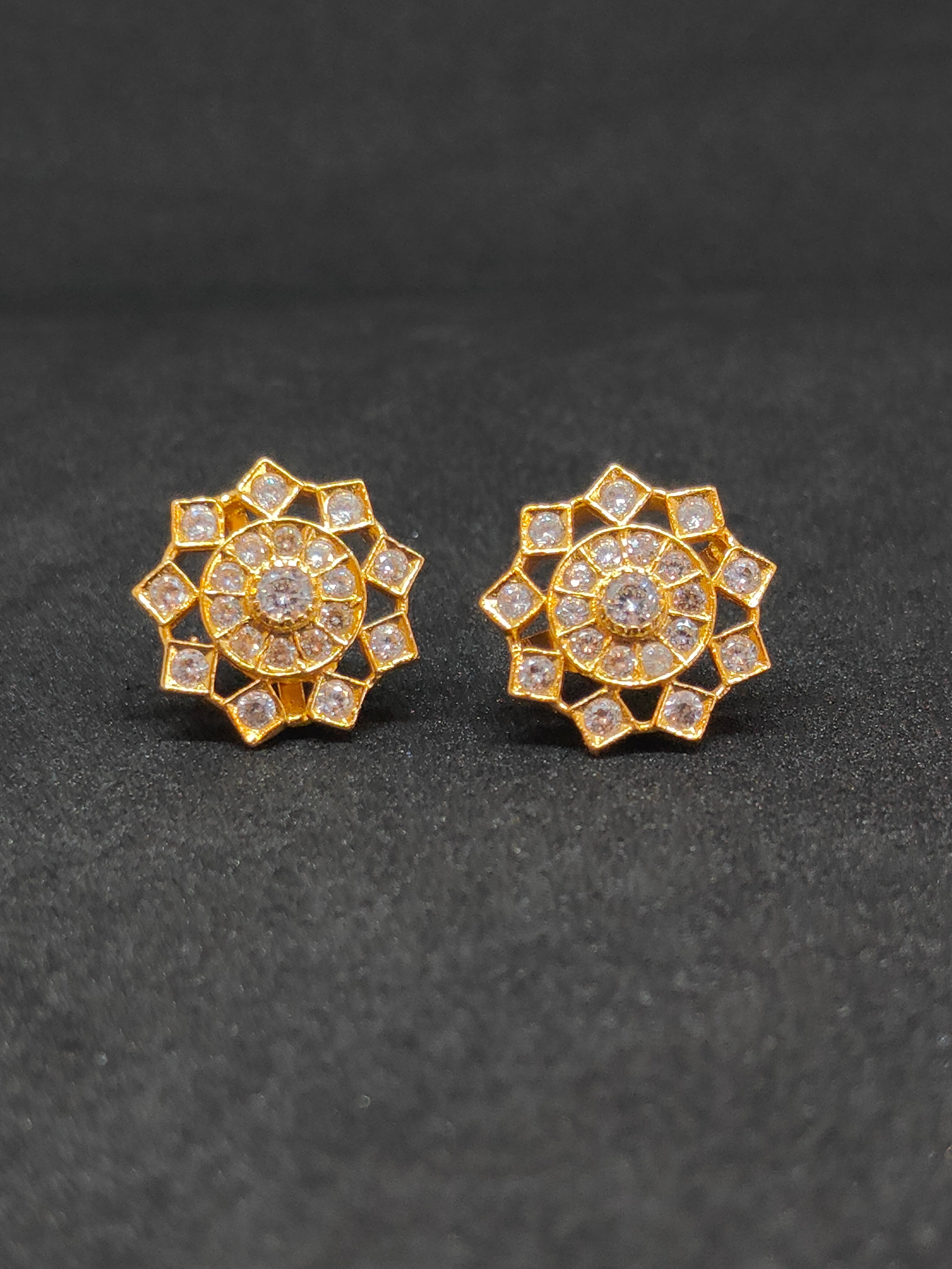Star CZ Studs