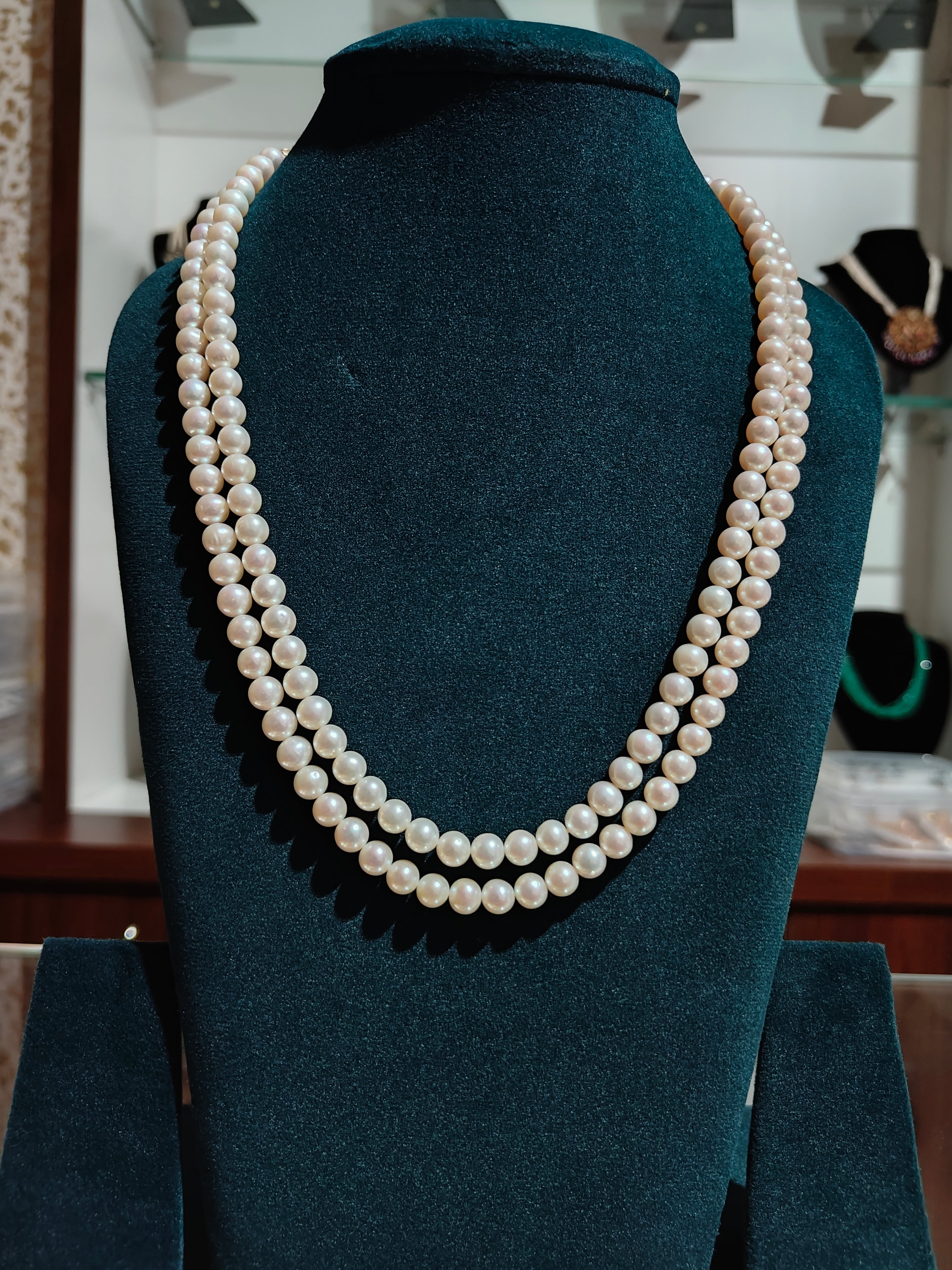 2 Lines Round Cultured White Pearls 