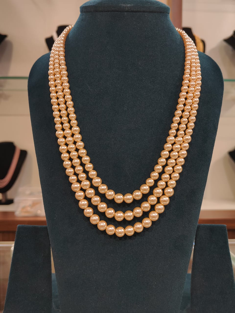 3 Lines Graded Swarovski Pearls view 1