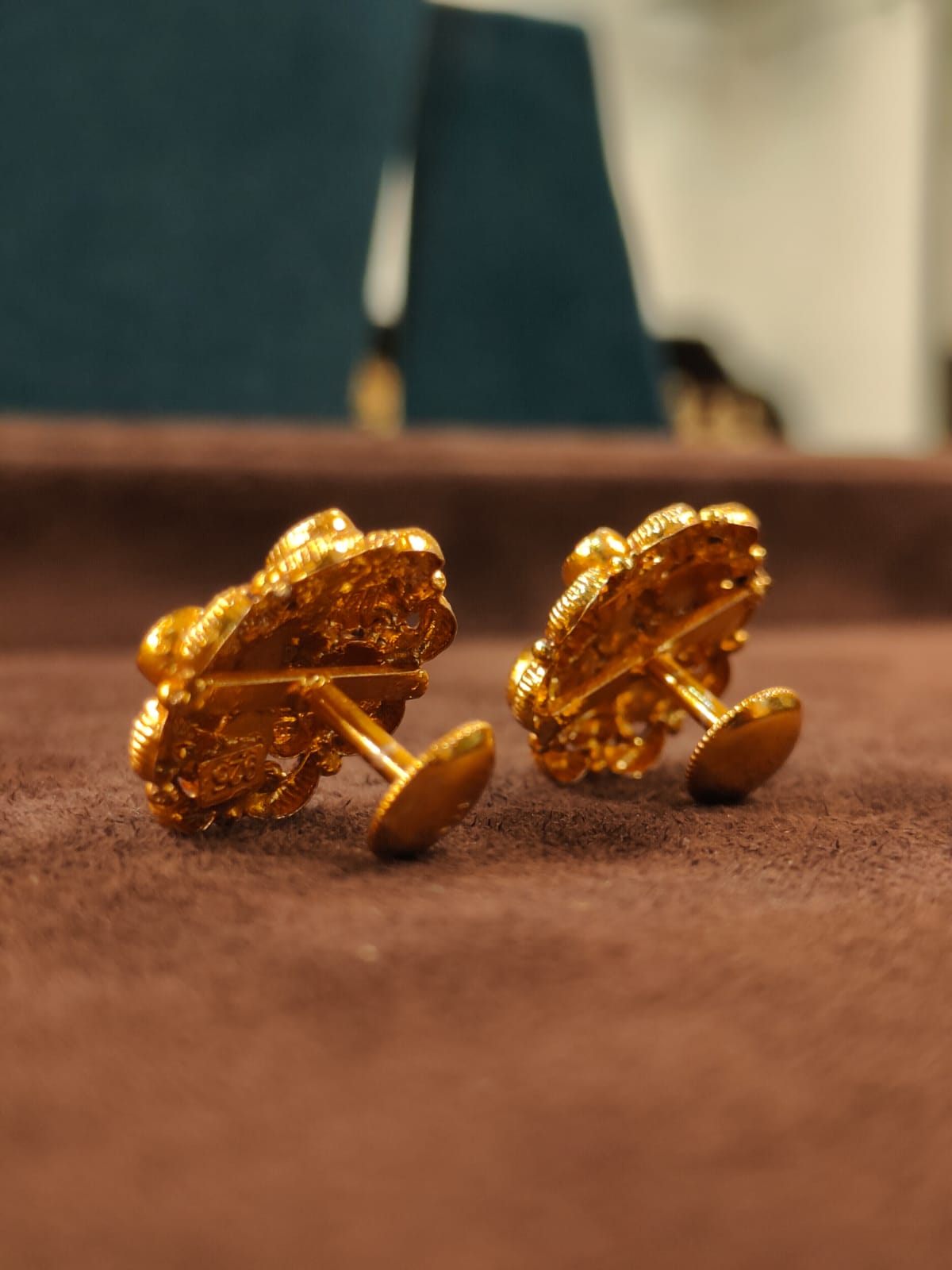 Red Floral Nakshi Studs thumbnail 2