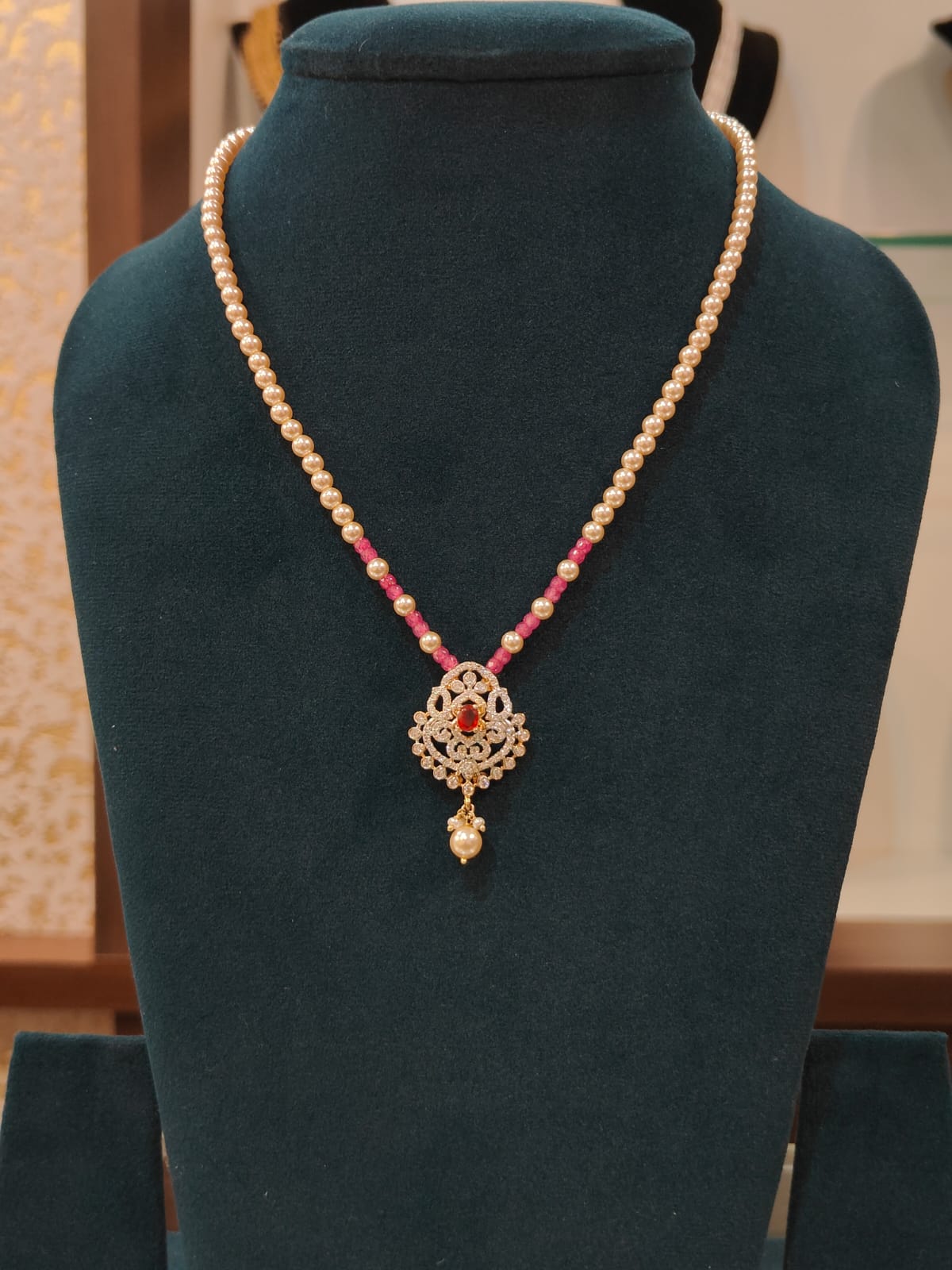 Cz Pendant Pearl Necklace Red view 1