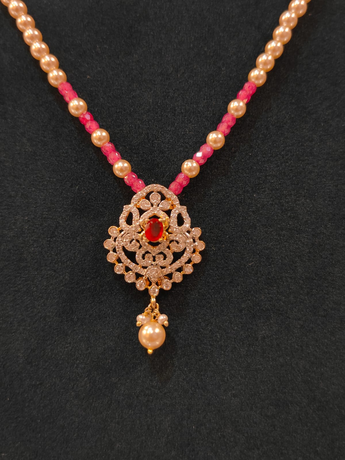Cz Pendant Pearl Necklace Red thumbnail 2
