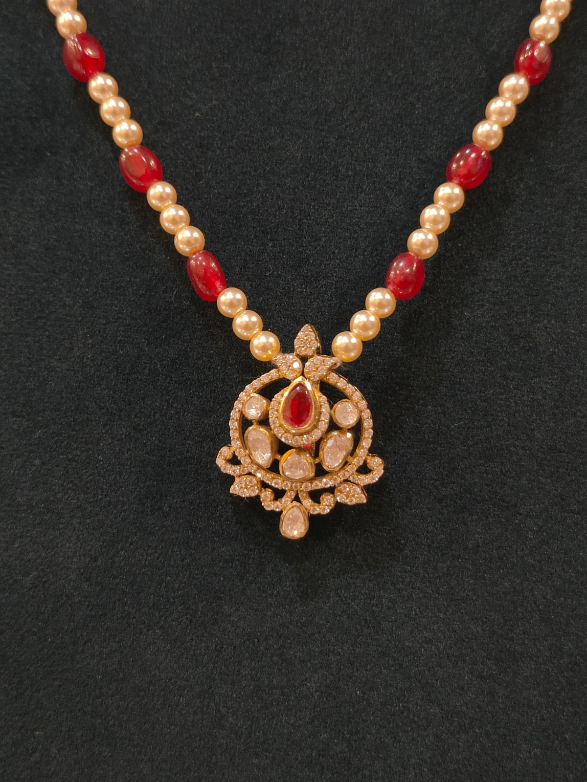 Victorian Pendant With Swarovski Pearls Red thumbnail 2
