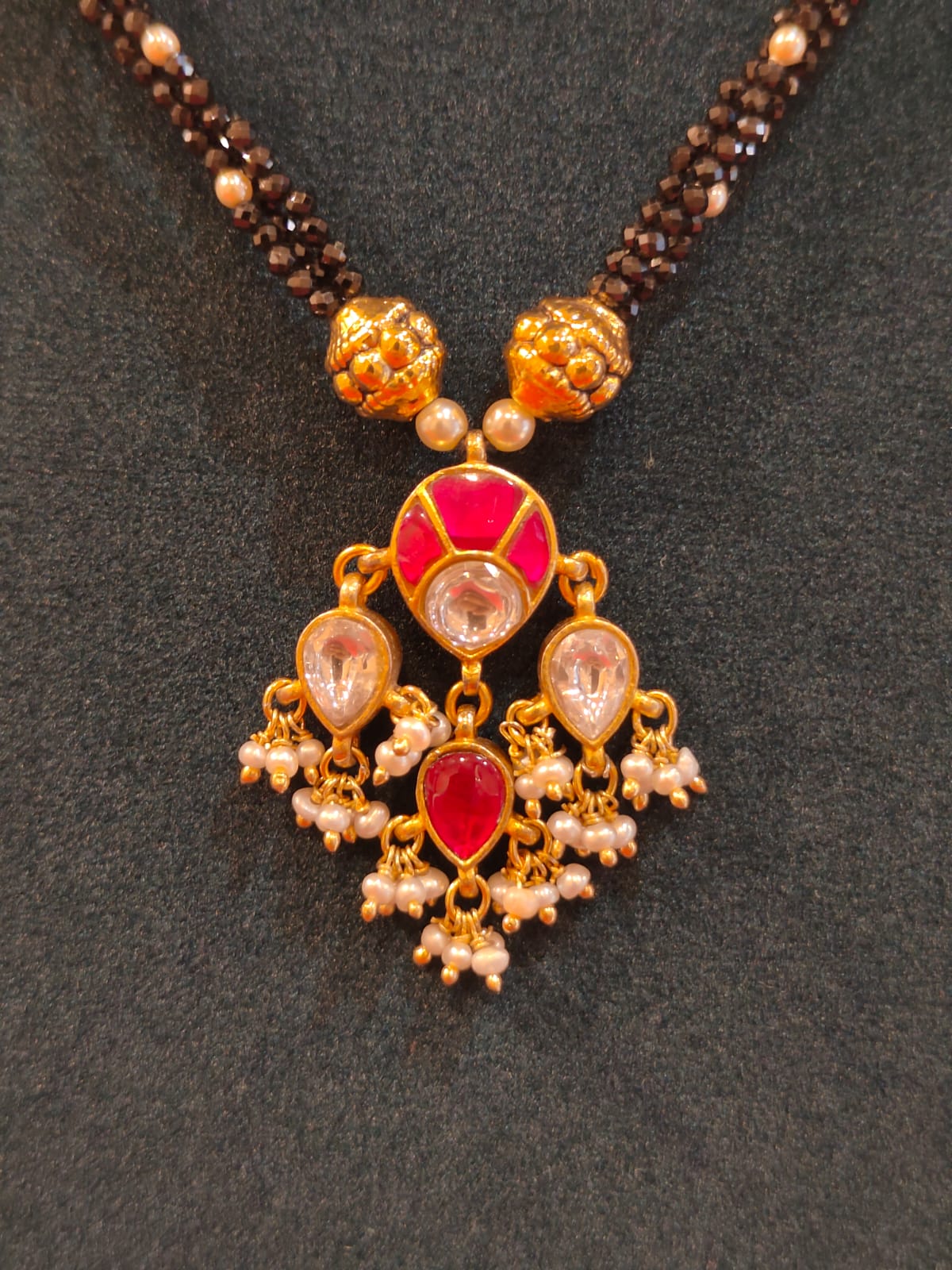 Kundan Pendant With Crystal Black Beads  thumbnail 2