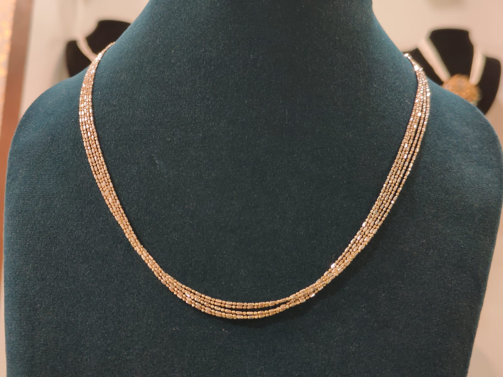 5 Lines Gold Pipe Italy Chain view 1
