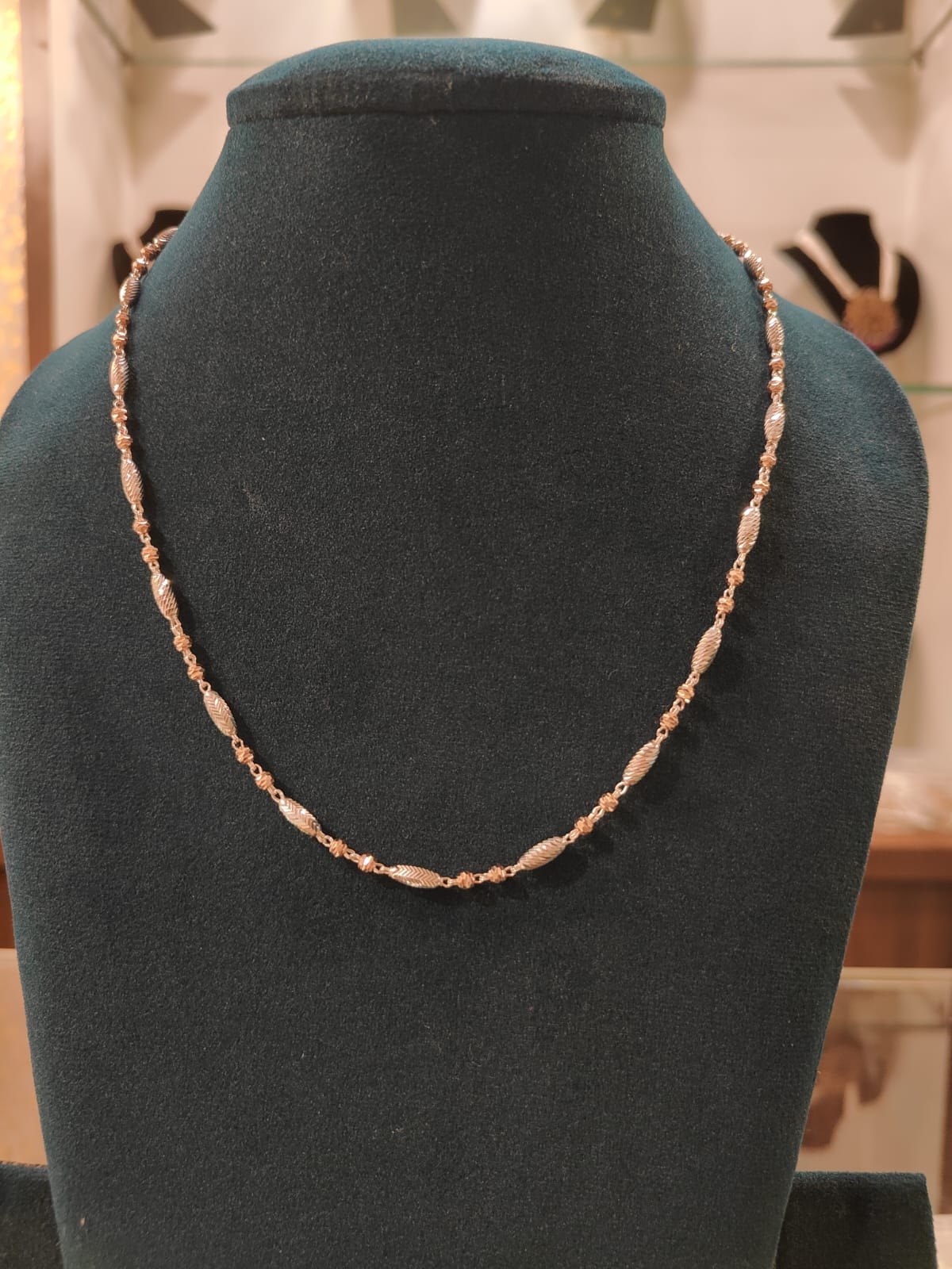 Single Line Tharmala Pipe Italy Chain view 1