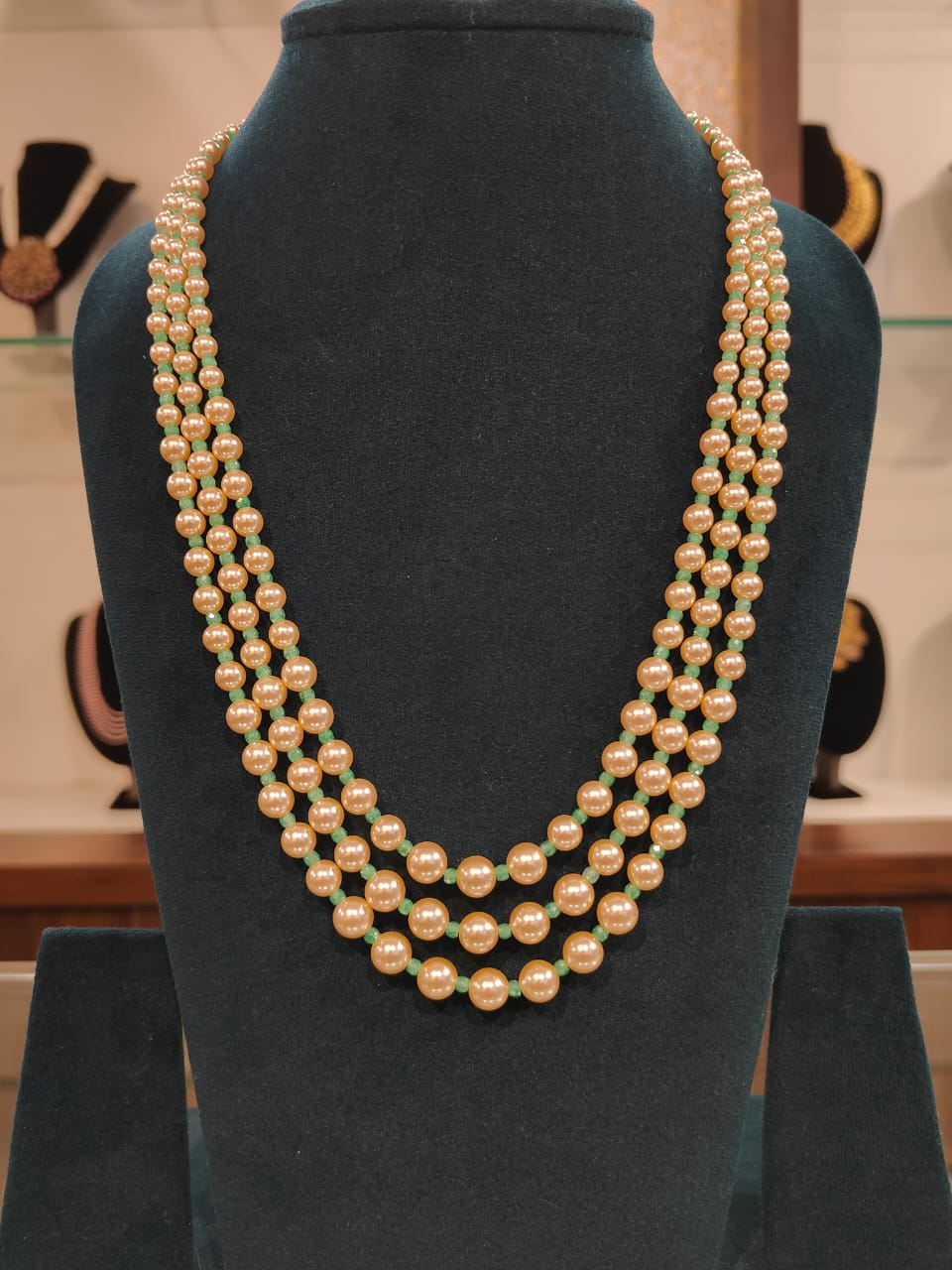 3 Lines Graded Swarovski Pearls With Green Cz Beads  thumbnail 3
