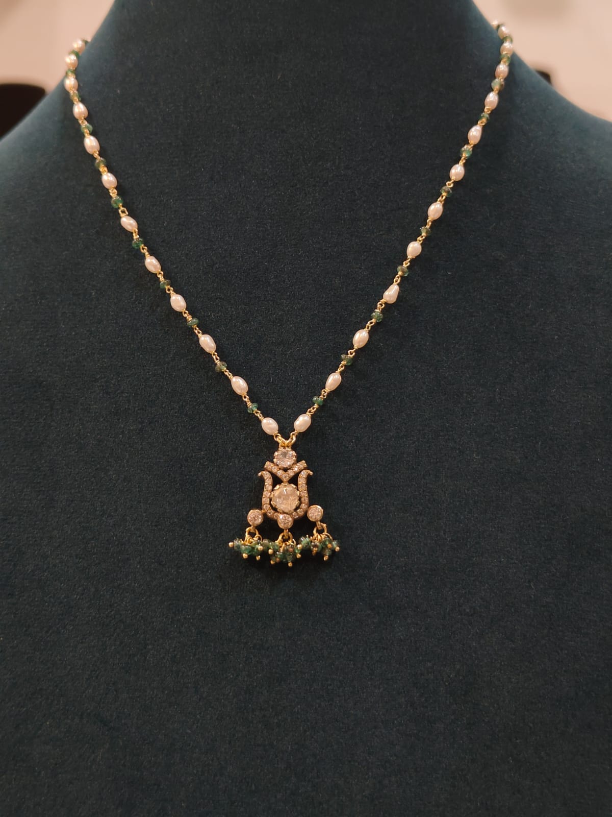 Victorian Pendant With Cultured Rice Pearls and Emerald Beads Tharmala  thumbnail 2