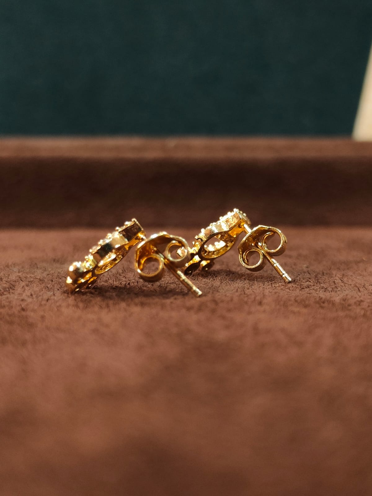 RecOva CZ Studs thumbnail 3