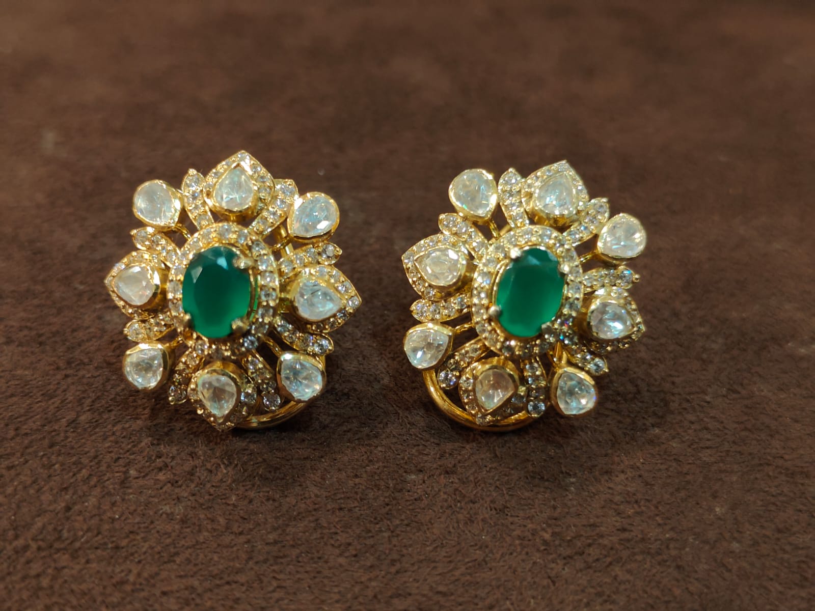 Hexa Green Victorian Leaf Studs with Support  thumbnail 2