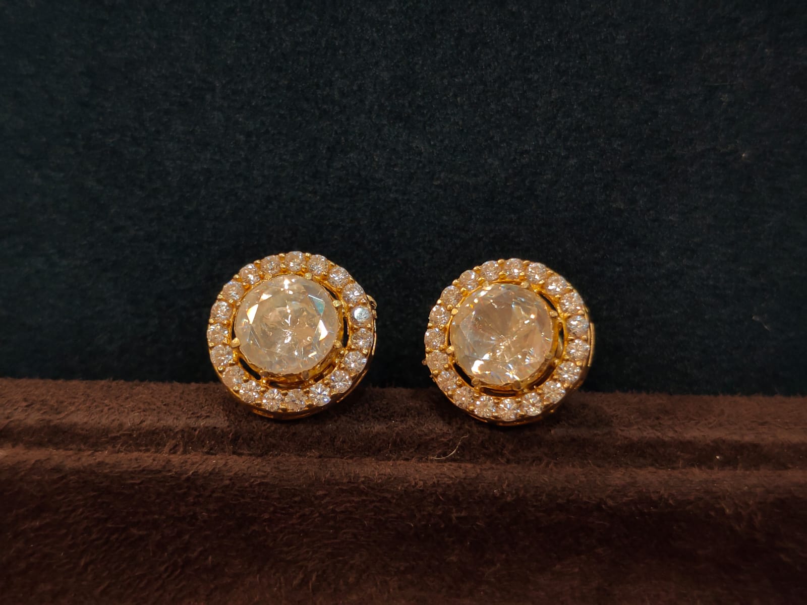Big Mozanite Round Studs thumbnail 2